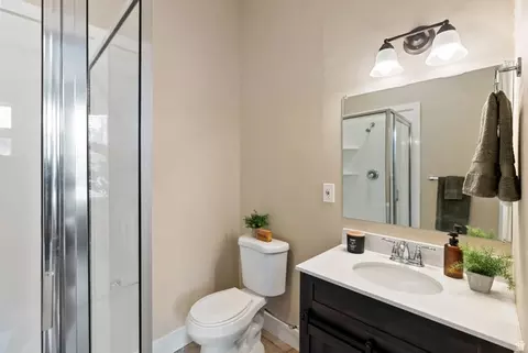 Bath - 449 W 100 N, Logan, UT 84321 photo 1 of 2