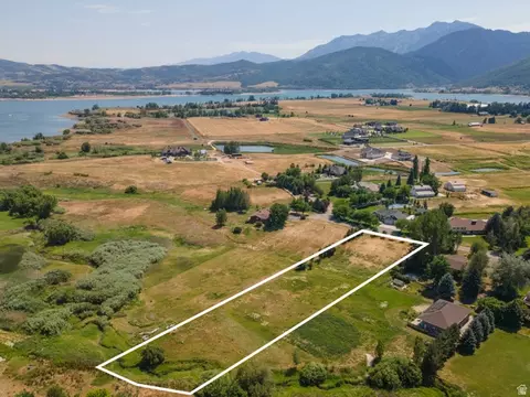 1762 N 6250 E #5, Eden, UT 84310 photo 1