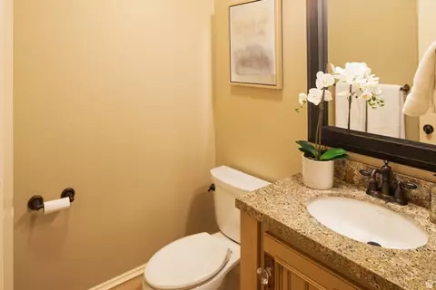 Bath - 875 S 1250 E, Mapleton, UT 84664 photo 3 of 5