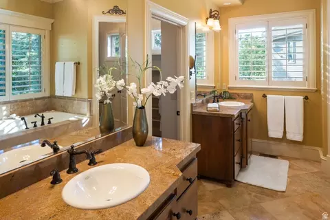 Bath - 875 S 1250 E, Mapleton, UT 84664 photo 1 of 5