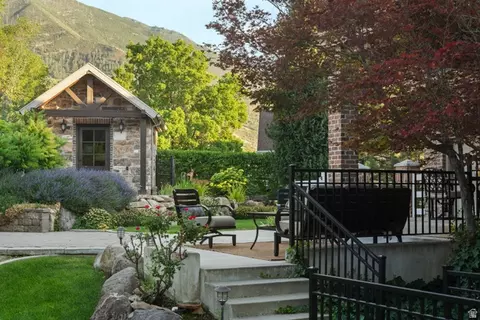 Exterior - 875 S 1250 E, Mapleton, UT 84664 photo 7 of 11