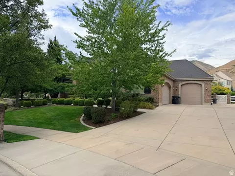875 S 1250 E, Mapleton, UT 84664 photo 2