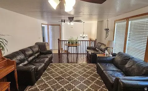 360 N State St, Ferron, UT 84523 photo 9