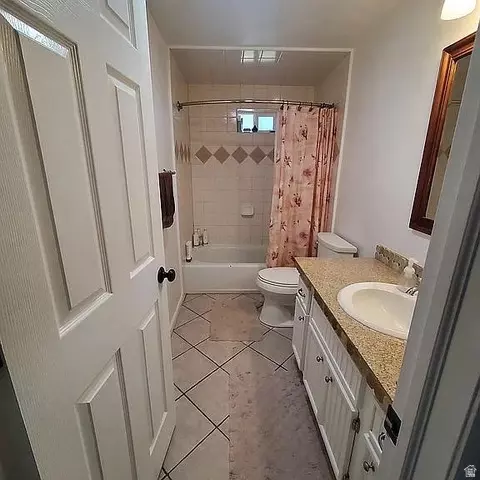 360 N State St, Ferron, UT 84523 photo 13