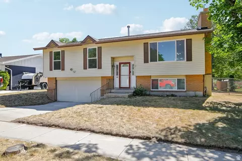 6383 S Lauritzen Dr, Taylorsville, UT 84129