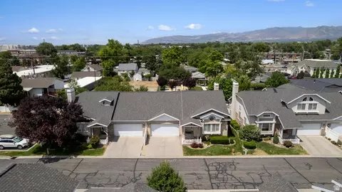 View/Area - 239 E Cottage Wood Ln S, Murray, UT 84107 photo 3 of 7