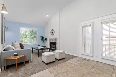 Living - 239 E Cottage Wood Ln S, Murray, UT 84107 photo 2 of 5