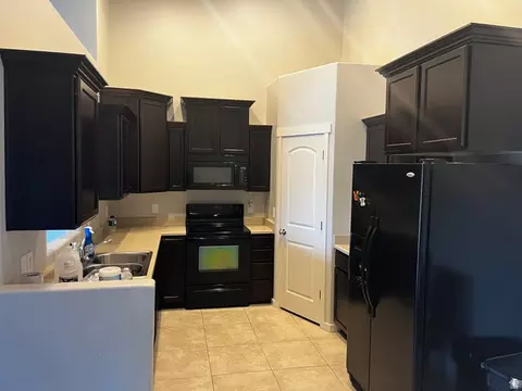 223 E Jordan Ridge Blvd #110, Saratoga Springs, UT 84045