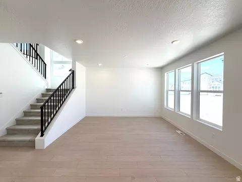 Living - 2917 N Lone #728, Eagle Mountain, UT 84005 photo 1 of 2