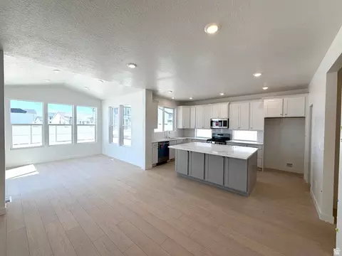 Kitchen - 2917 N Lone #728, Eagle Mountain, UT 84005 photo 1 of 1