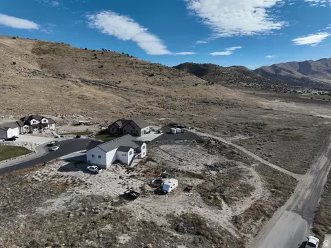 View/Area - 6291 N Glenmar Way E, Eagle Mountain, UT 84005 photo 6 of 10