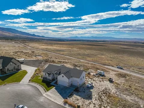 View/Area - 6291 N Glenmar Way E, Eagle Mountain, UT 84005 photo 3 of 10