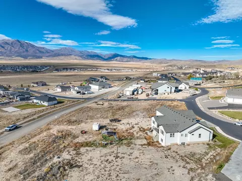 View/Area - 6291 N Glenmar Way E, Eagle Mountain, UT 84005 photo 4 of 10