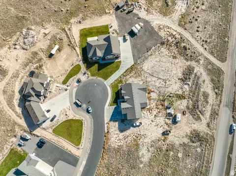 View/Area - 6291 N Glenmar Way E, Eagle Mountain, UT 84005 photo 2 of 10
