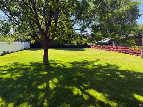 228 S 300 E, Preston, ID 83263 photo 4
