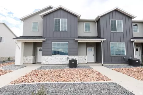 1294 W 1290 N Lot Apt 167 N, Salem, UT 84653