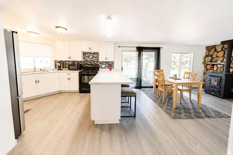 Kitchen - 305 W Elmo Rd, Elmo, UT 84521 photo 1 of 3