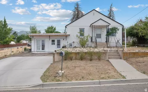 864 E 100 S, Payson, UT 84651 photo 1