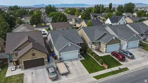 1854 W Shadow Dr, Eagle Mountain, UT 84005 photo 31