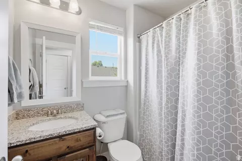 1854 W Shadow Dr, Eagle Mountain, UT 84005 photo 16