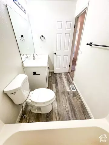 Bath - 705 N 310 E, Tooele, UT 84074 photo 4 of 9
