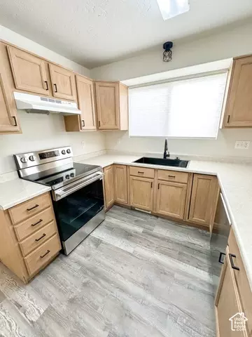 Kitchen - 705 N 310 E, Tooele, UT 84074 photo 7 of 8