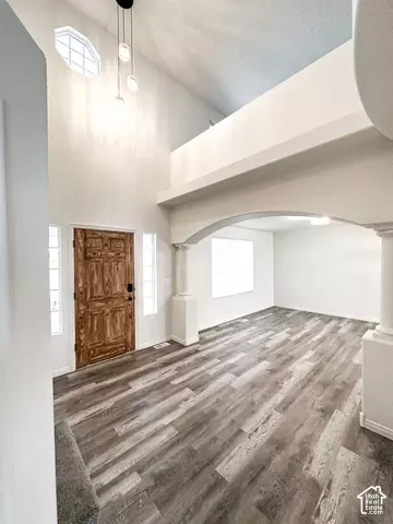 Entry Way - 705 N 310 E, Tooele, UT 84074 photo 3 of 16