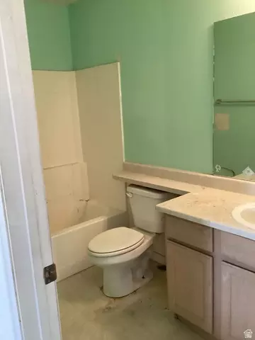Bath - 705 N 310 E, Tooele, UT 84074 photo 2 of 2