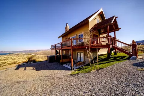 3271 S Chukar Dr, Garden City, UT 84028