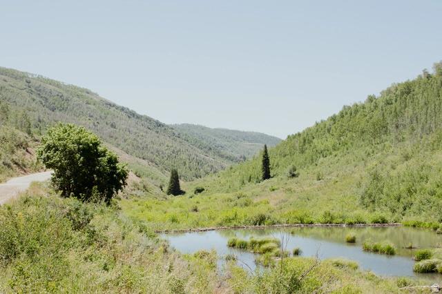 6082 N Middle Fork Dr #43, Huntsville, UT 84317