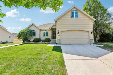 Exterior - 7363 N Ute Dr, Eagle Mountain, UT 84005 photo 7 of 7