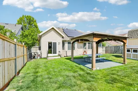 Exterior - 7363 N Ute Dr, Eagle Mountain, UT 84005 photo 4 of 7