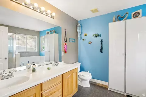 Bath - 7363 N Ute Dr, Eagle Mountain, UT 84005 photo 1 of 4