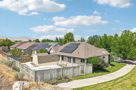 View/Area - 7363 N Ute Dr, Eagle Mountain, UT 84005 photo 1 of 11