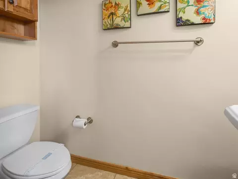 Bath - 5184 E Fairview Loop C404, Eden, UT 84310 photo 5 of 5