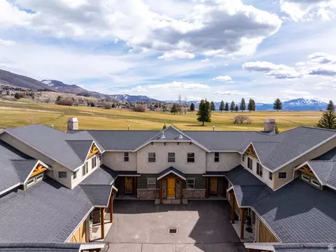 Exterior - 5184 E Fairview Loop C404, Eden, UT 84310 photo 1 of 8