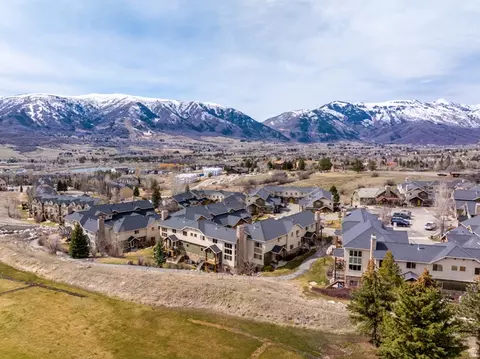 View/Area - 5184 E Fairview Loop C404, Eden, UT 84310 photo 3 of 4