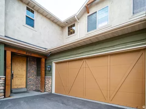 Exterior - 5184 E Fairview Loop C404, Eden, UT 84310 photo 3 of 8