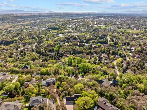 View/Area - 6069 S 2900 E, Uintah, UT 84403 photo 1 of 10