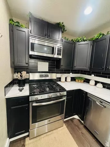 Kitchen - 732 S 1370 W, Orem, UT 84058 photo 2 of 4