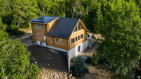 92 W Whittemore, Springville, UT 84663