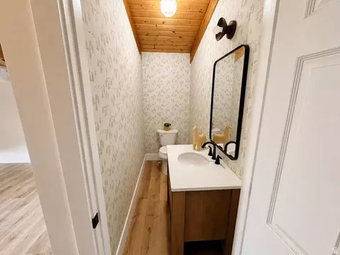 Bath - 6076 E Upper Whittemore Dr N, Springville, UT 84663 photo 4 of 4