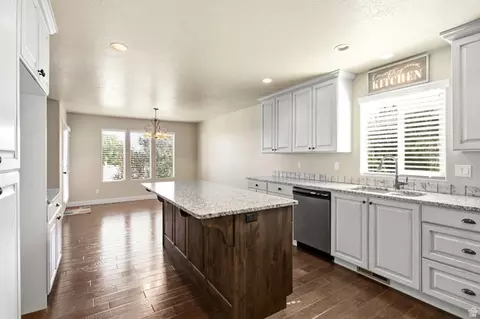 Kitchen - 417 E 930 S, Nephi, UT 84648 photo 4 of 6