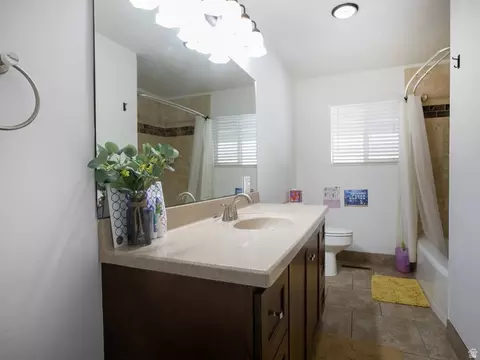 Bath - 173 E 1050 N, Bountiful, UT 84010 photo 1 of 3