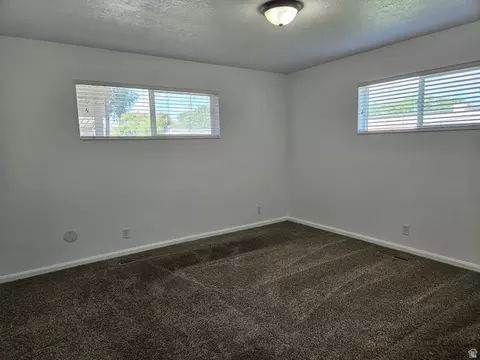 Bedroom - 173 E 1050 N, Bountiful, UT 84010 photo 5 of 10