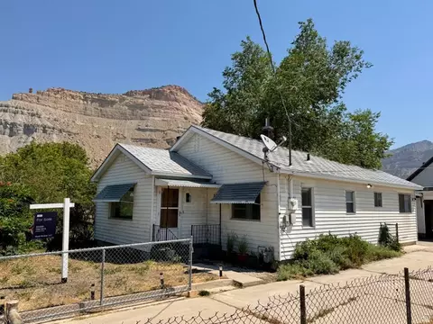 Exterior - 151 S Roosevelt, Helper, UT 84526 photo 3 of 5