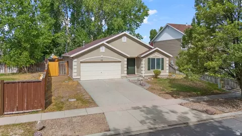 24 N Montrose Ln, Saratoga Springs, UT 84043