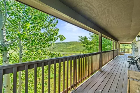 Exterior - 17017 Ant Flat Rd, Avon, UT 84328 photo 3 of 9