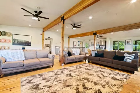Living - 17017 Ant Flat Rd, Avon, UT 84328 photo 2 of 5