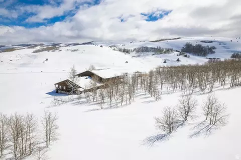 Exterior - 17017 Ant Flat Rd, Avon, UT 84328 photo 8 of 9
